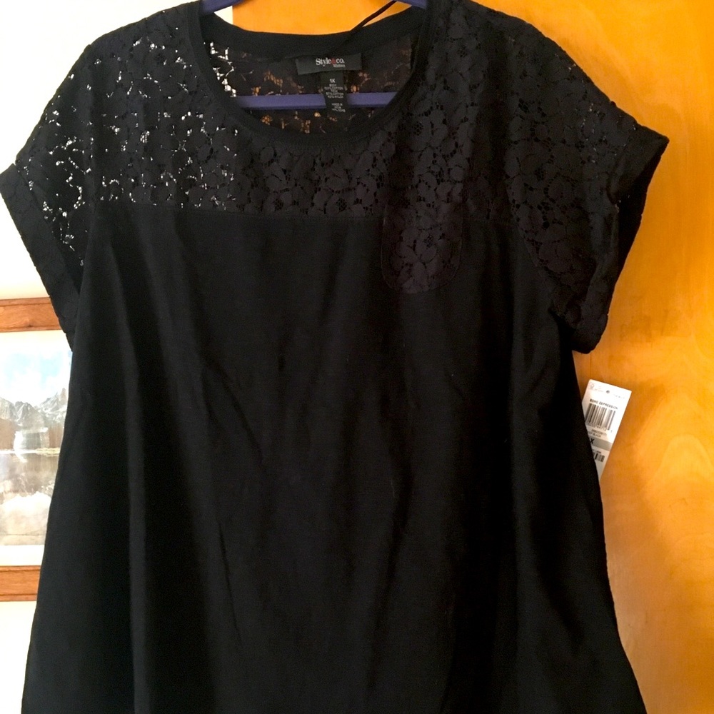 BNWT Cotton Shirt  with black lace yoke -1X